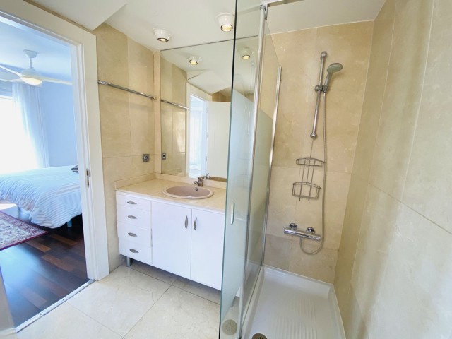 5 Slaapkamer Rijtjeshuis in Estepona