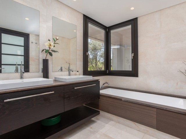 Appartement avec 3 Chambres  à Sotogrande