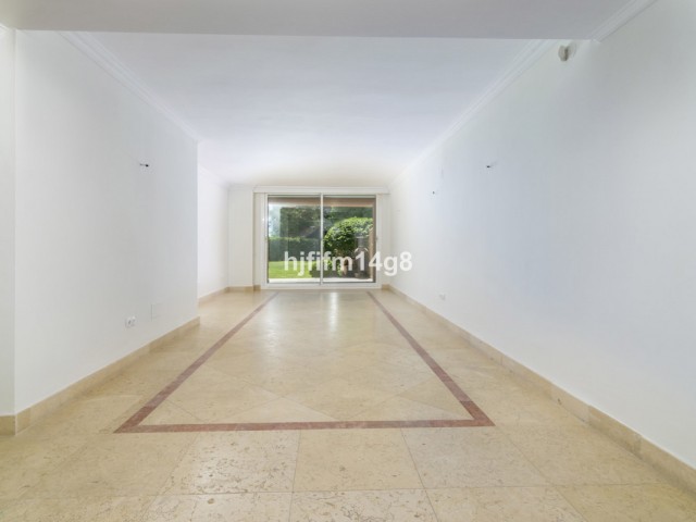 Appartement, Nueva Andalucia, R4308166