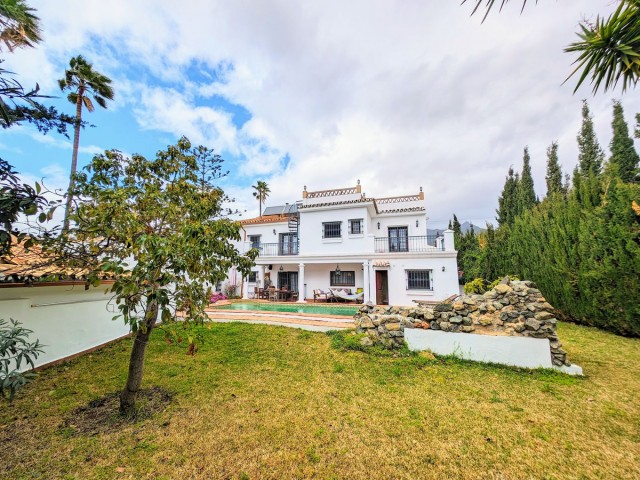 Villa, Marbella, R434657
