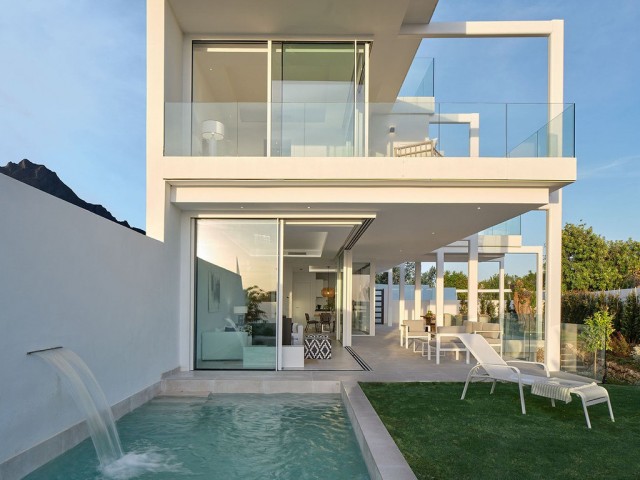 Villa con 3 Dormitorios  en Marbella