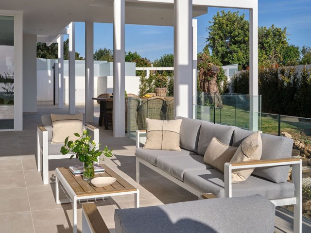 Villa con 3 Dormitorios  en Marbella