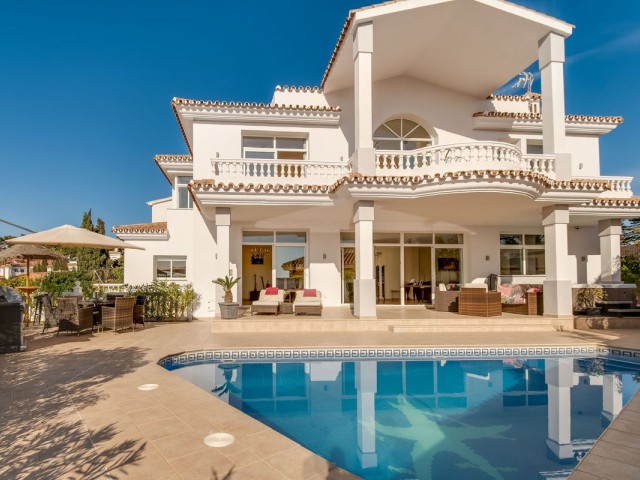 Villa, Riviera del Sol, R4313326