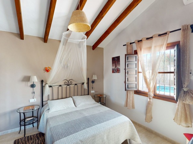 4 Schlafzimmer Villa in El Borge