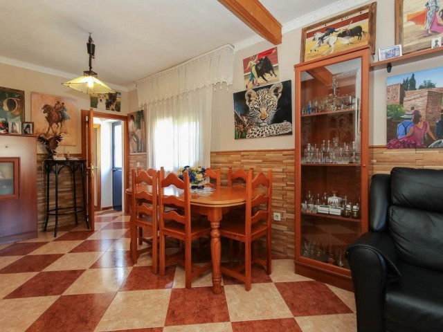 5 Sovrums Villa i Alhaurín de la Torre