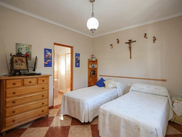 5 Soveroms Villa i Alhaurín de la Torre