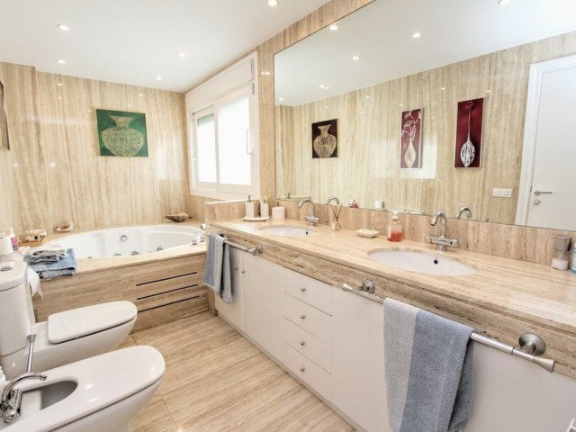 6 Slaapkamer Villa in San Pedro de Alcántara