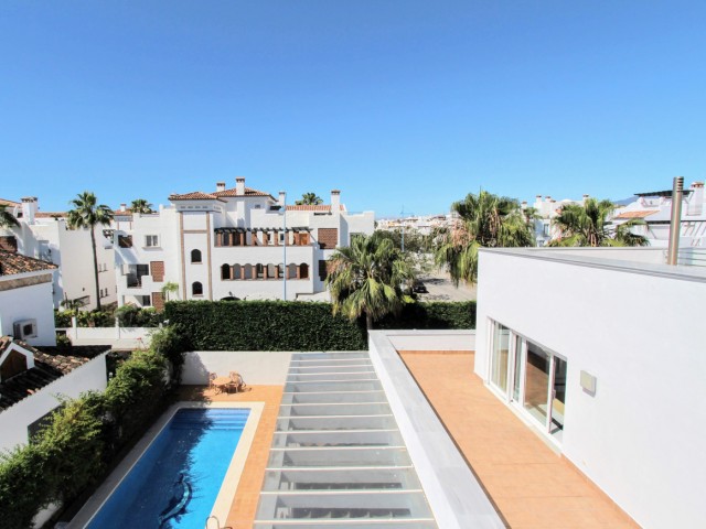 6 Slaapkamer Villa in San Pedro de Alcántara