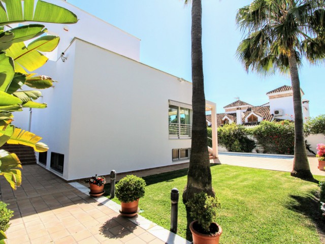 6 Slaapkamer Villa in San Pedro de Alcántara