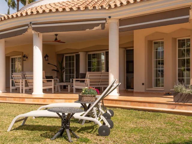 Villa con 4 Dormitorios  en Mijas Golf