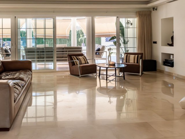 Villa avec 4 Chambres  à Mijas Golf