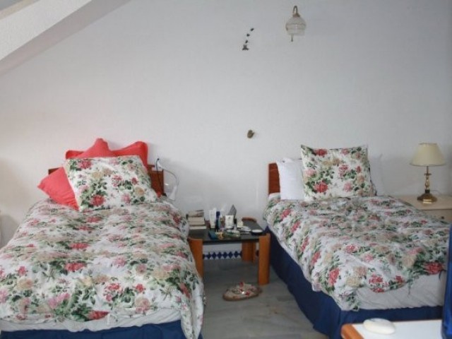 Ático con 3 Dormitorios  en Estepona