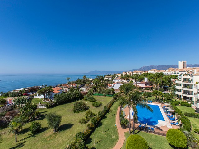 Takvåning i Elviria