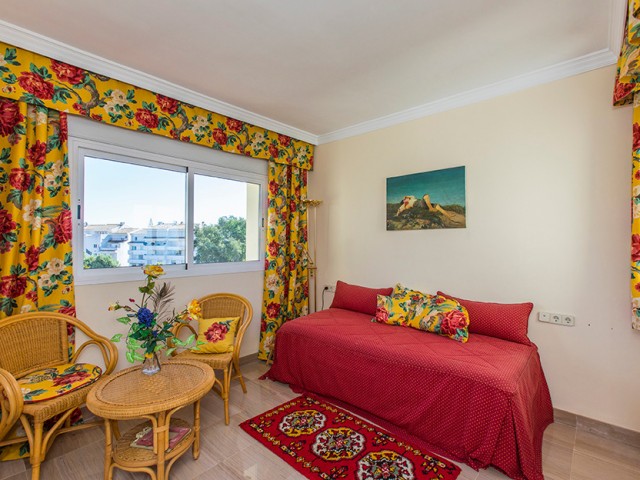 Takvåning i Elviria