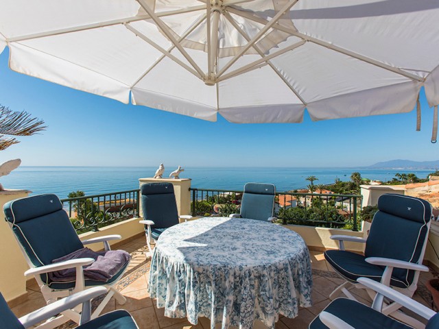 Takvåning i Elviria