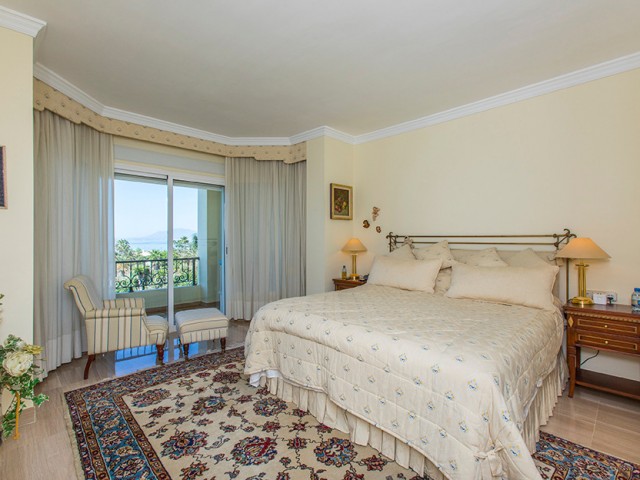 Penthouse in Elviria