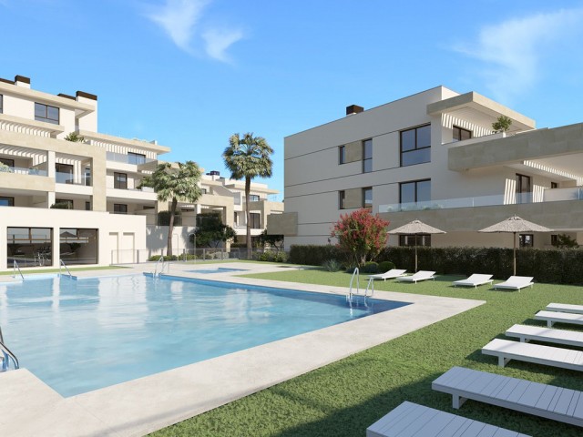 Appartement avec 3 Chambres  à Estepona