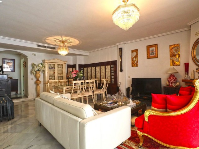 Maison mitoyenne, The Golden Mile, R4344877