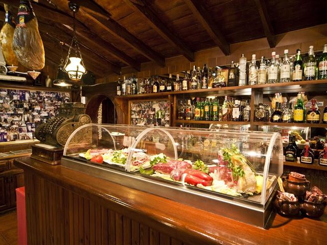 Liikekiinteistö Nueva Andalucía