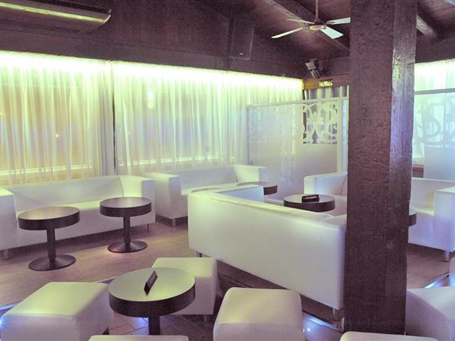 Liikekiinteistö Nueva Andalucía