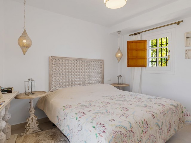 Villa avec 3 Chambres  à Guadalmina Baja