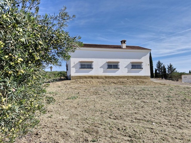 4 Schlafzimmer Villa in Alhaurín el Grande