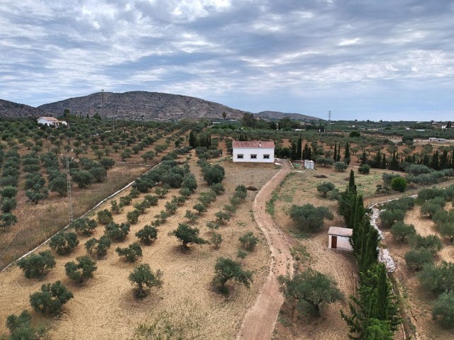 4 Schlafzimmer Villa in Alhaurín el Grande