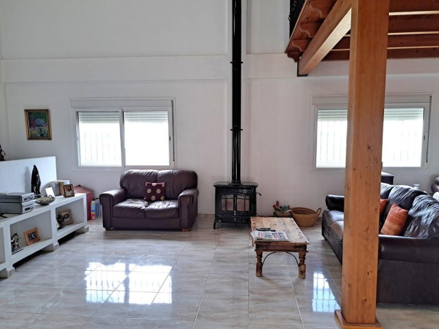 4 Schlafzimmer Villa in Alhaurín el Grande