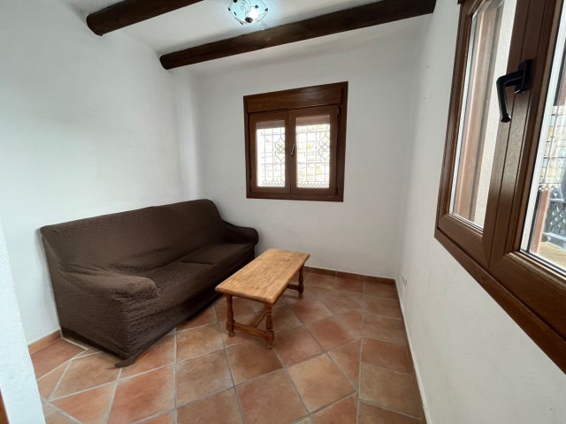5 Bedrooms Villa in Casares