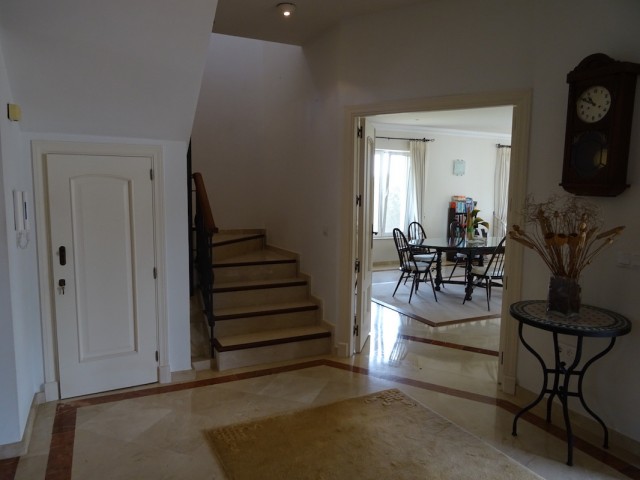 4 Bedrooms Villa in Sotogrande Alto