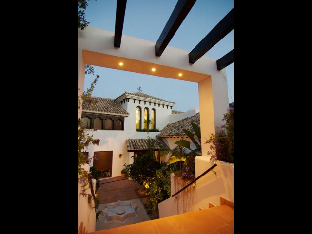 Villa avec 9 Chambres  à Marbella