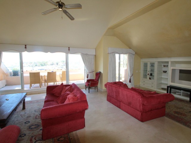 Penthouse in Sotogrande Puerto
