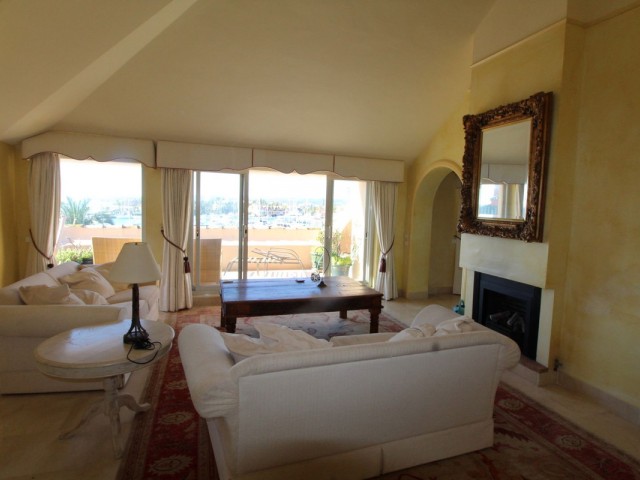 Penthouse in Sotogrande Puerto